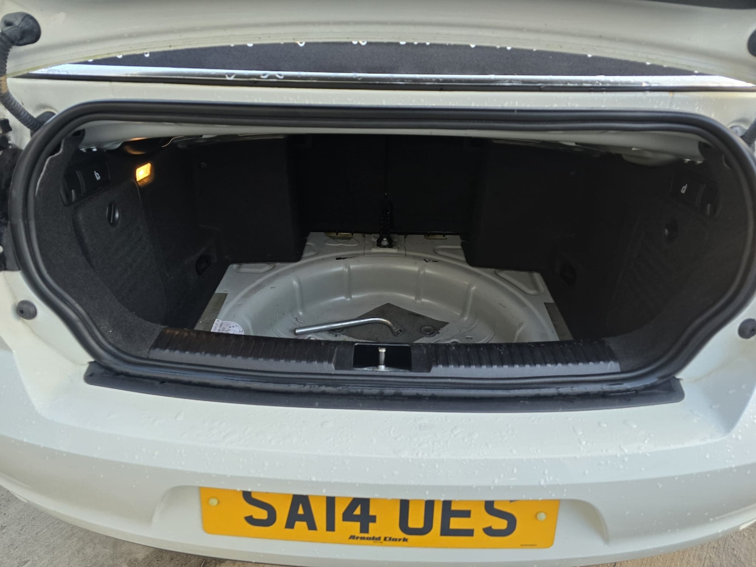 Used Volkswagen Golf 2014 for sale - 76762029: Photo 4