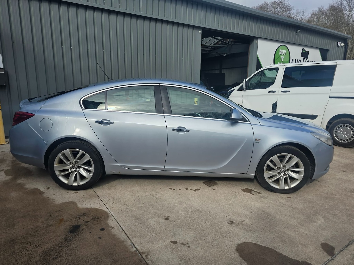 Used Vauxhall Insignia 2013 for sale - 78077601: Photo 2