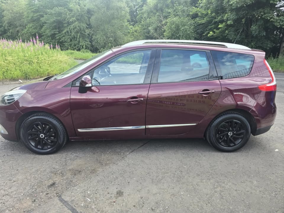 Used Renault Grand Scenic 2015 for sale - 77001603: Photo 6