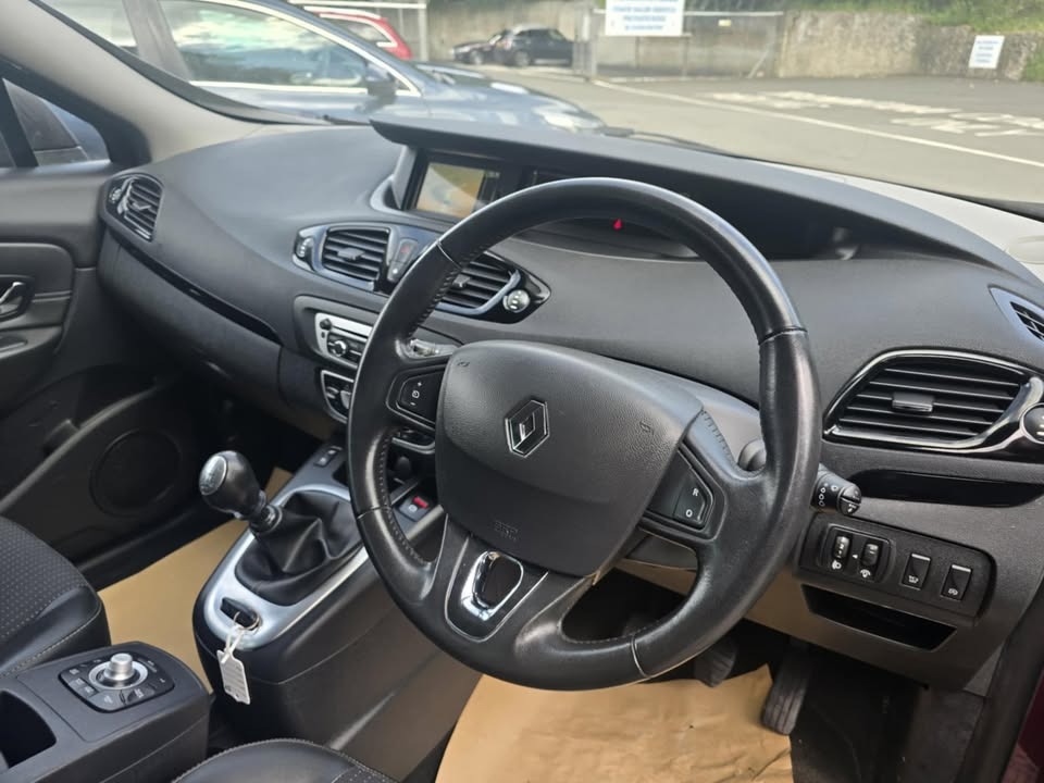 Used Renault Grand Scenic 2015 for sale - 77001603: Photo 7