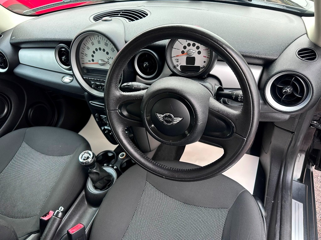 Used MINI Hatch 2011 for sale - 77019950: Photo 3