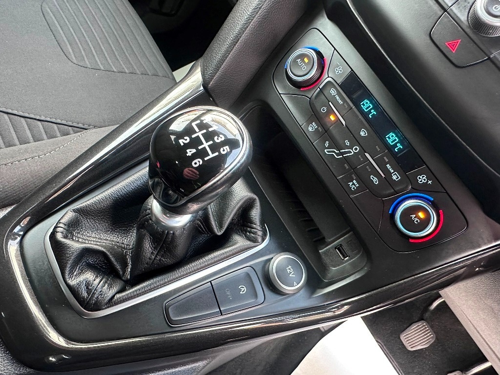 Used Ford Focus 2015 for sale - 77019933: Photo 6