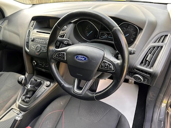 Used Ford Focus 2015 for sale - 78210955: Photo