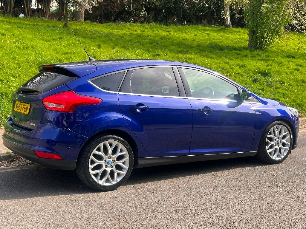 Used Ford Focus 2015 for sale - 78210917: Photo 2