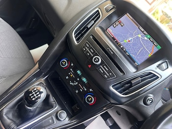 Used Ford Focus 2016 for sale - 79253860: Photo