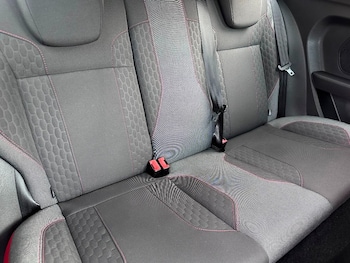 Used Ford Fiesta 2016 for sale - 76817938: Photo