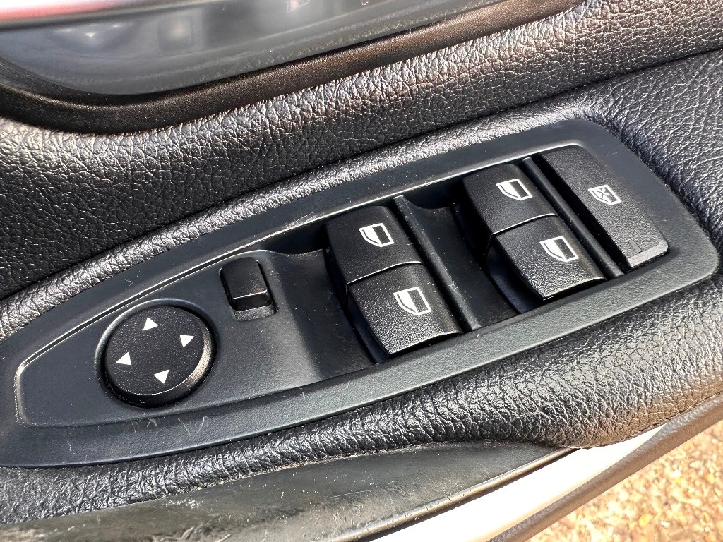 Used BMW 3 Series 2015 for sale - 77974763: Photo 6