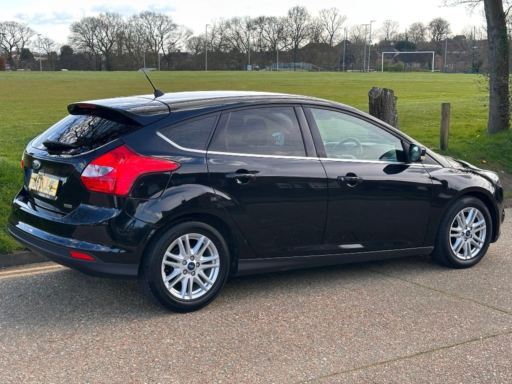 Used Ford Focus 2013 for sale - 78123371: Photo 2