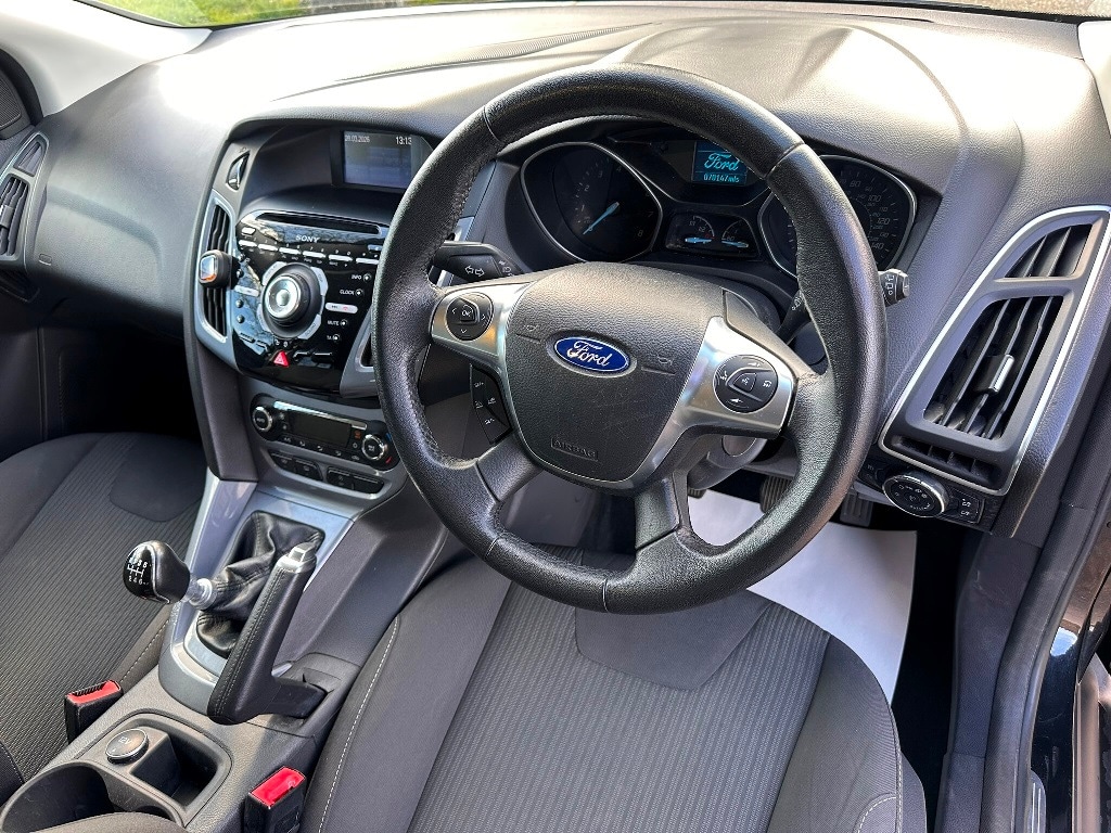 Used Ford Focus 2013 for sale - 78123371: Photo 3