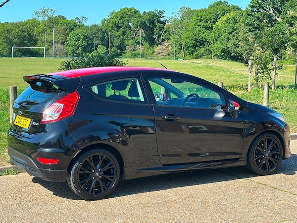 Used Ford Fiesta 2016 for sale - 75665334: Photo 2