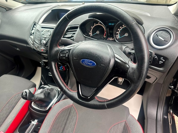 Used Ford Fiesta 2016 for sale - 75665334: Photo 3
