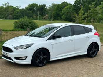2016 (16) - 1.0 EcoBoost 125 Zetec S 5dr