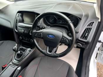Used Ford Focus 2016 for sale - 74745623: Photo