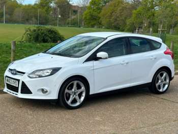 2013 (63) - 1.0 125 EcoBoost Titanium 5dr