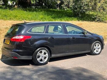 Used Ford Focus 2011 for sale - 78533341: Photo