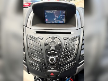Used Ford Fiesta 2017 for sale - 78544910: Photo