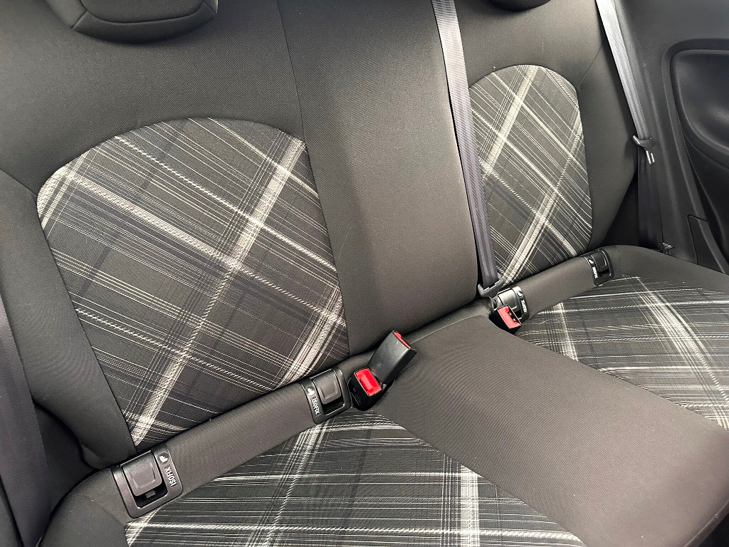 Used Vauxhall Corsa 2015 for sale - 77679793: Photo 4