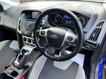 Used Ford Focus 2014 for sale - 77019920: Photo