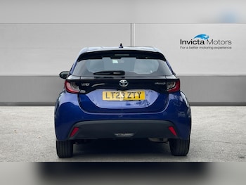 Used Toyota Yaris 2023 for sale - 79104922: Photo
