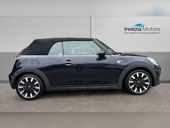 Used MINI Convertible 2020 for sale - 79779883: Photo