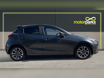 Used Mazda Mazda2 2018 for sale - 76030189: Photo 2