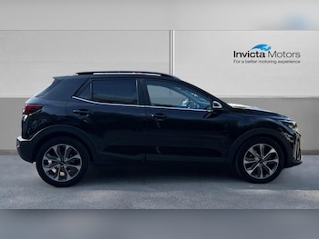 Used Kia Stonic 2024 for sale - 79508064: Photo