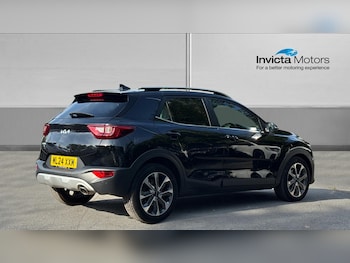 Used Kia Stonic 2024 for sale - 79508064: Photo