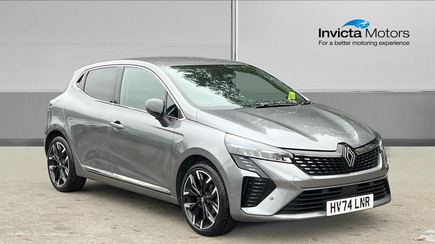 Used Renault Clio 2024 for sale - 76186949: Photo 1