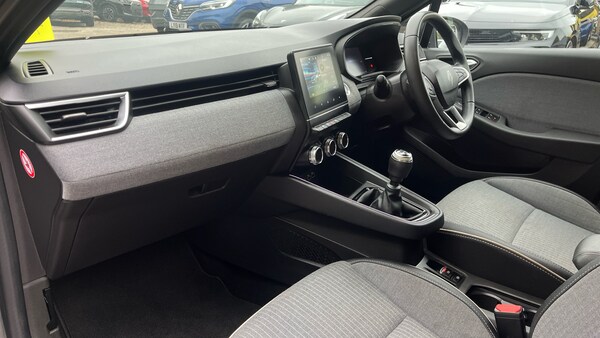 Used Renault Clio 2024 for sale - 76186949: Photo 10