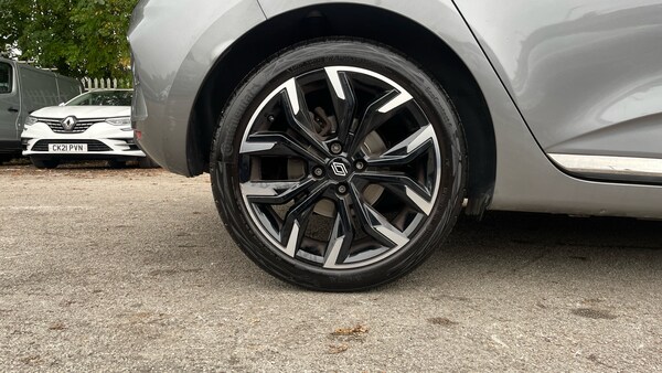 Used Renault Clio 2024 for sale - 76186949: Photo 19