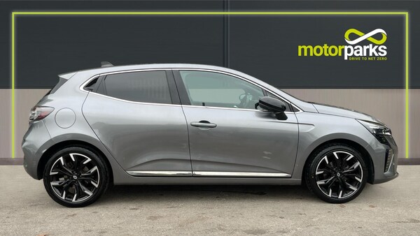 Used Renault Clio 2024 for sale - 76186949: Photo 2