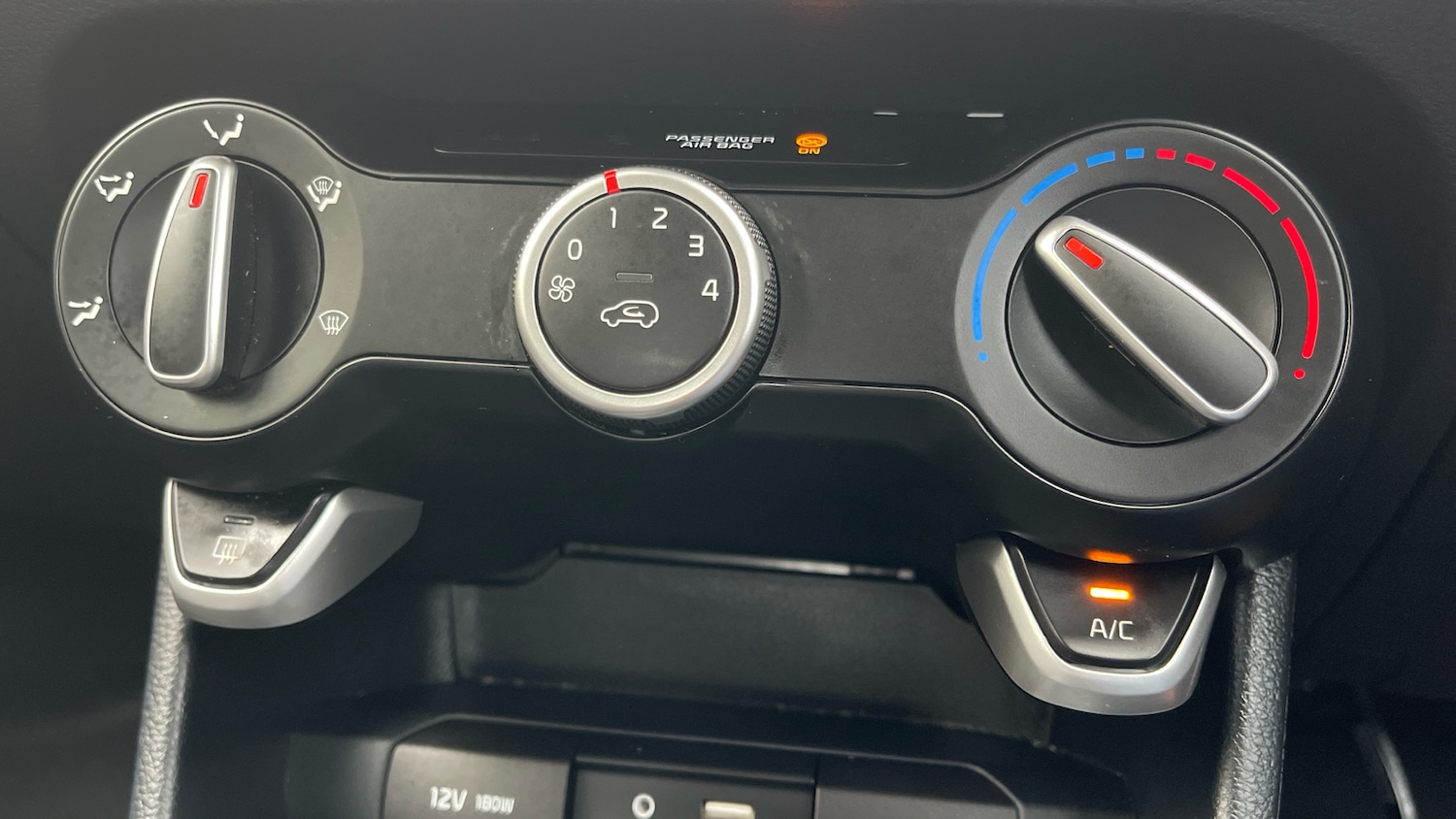 Used Kia Picanto 2020 for sale - 76346904: Photo 25