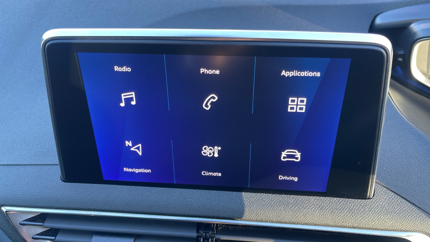 Used Peugeot 5008 2023 for sale - 76470931: Photo 22