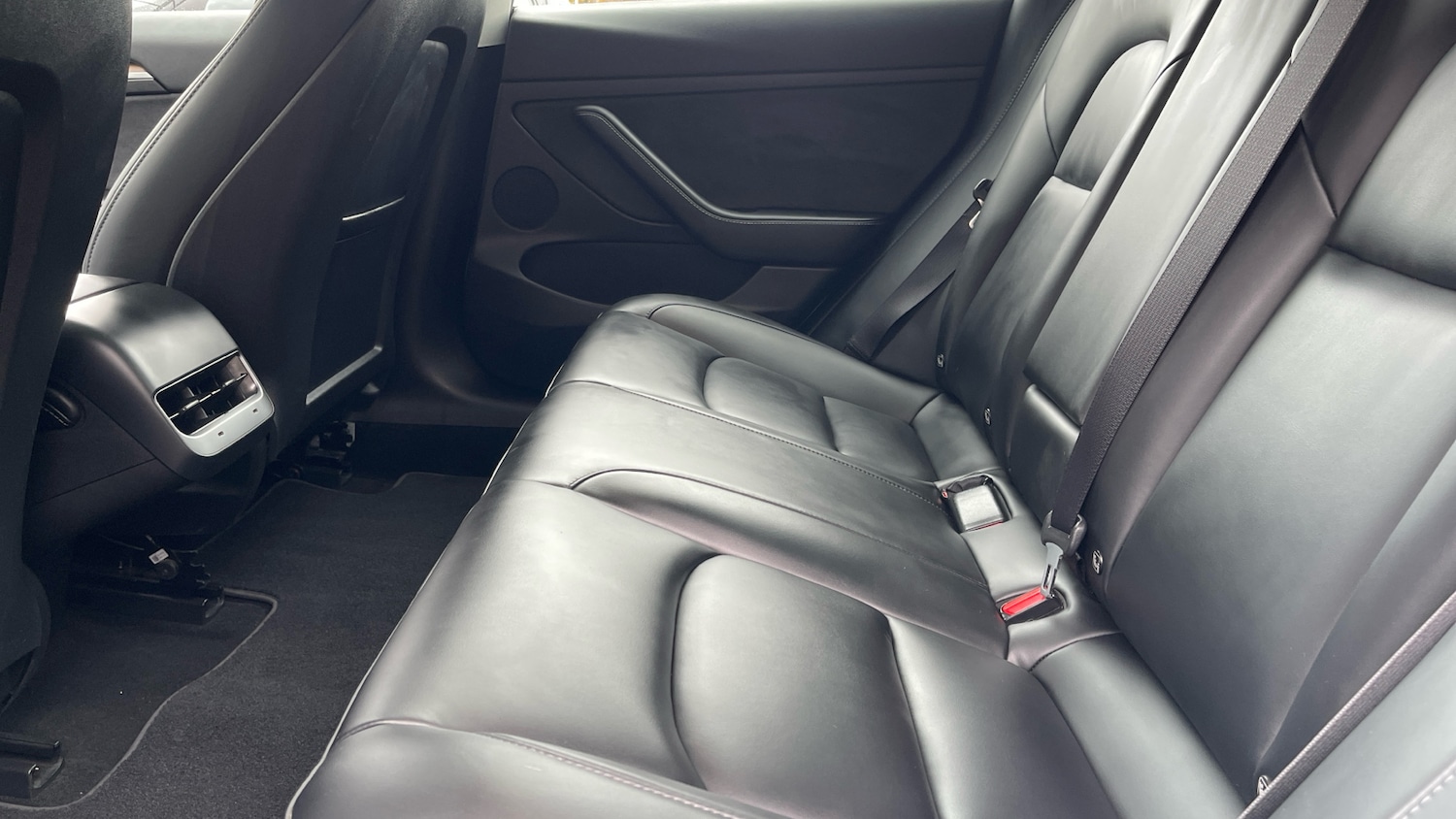 Used Tesla Model 3 2021 for sale - 76418466: Photo 14