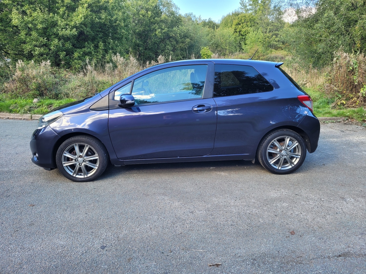 Used Toyota Yaris 2012 for sale - 76027965: Photo 16