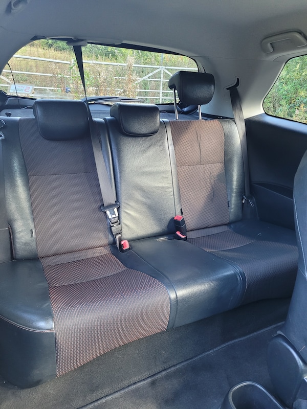 Used Toyota Yaris 2012 for sale - 76027965: Photo 21