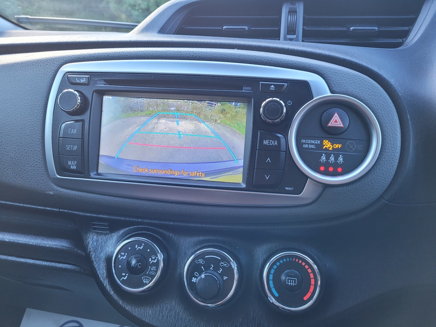 Used Toyota Yaris 2012 for sale - 76027965: Photo 23