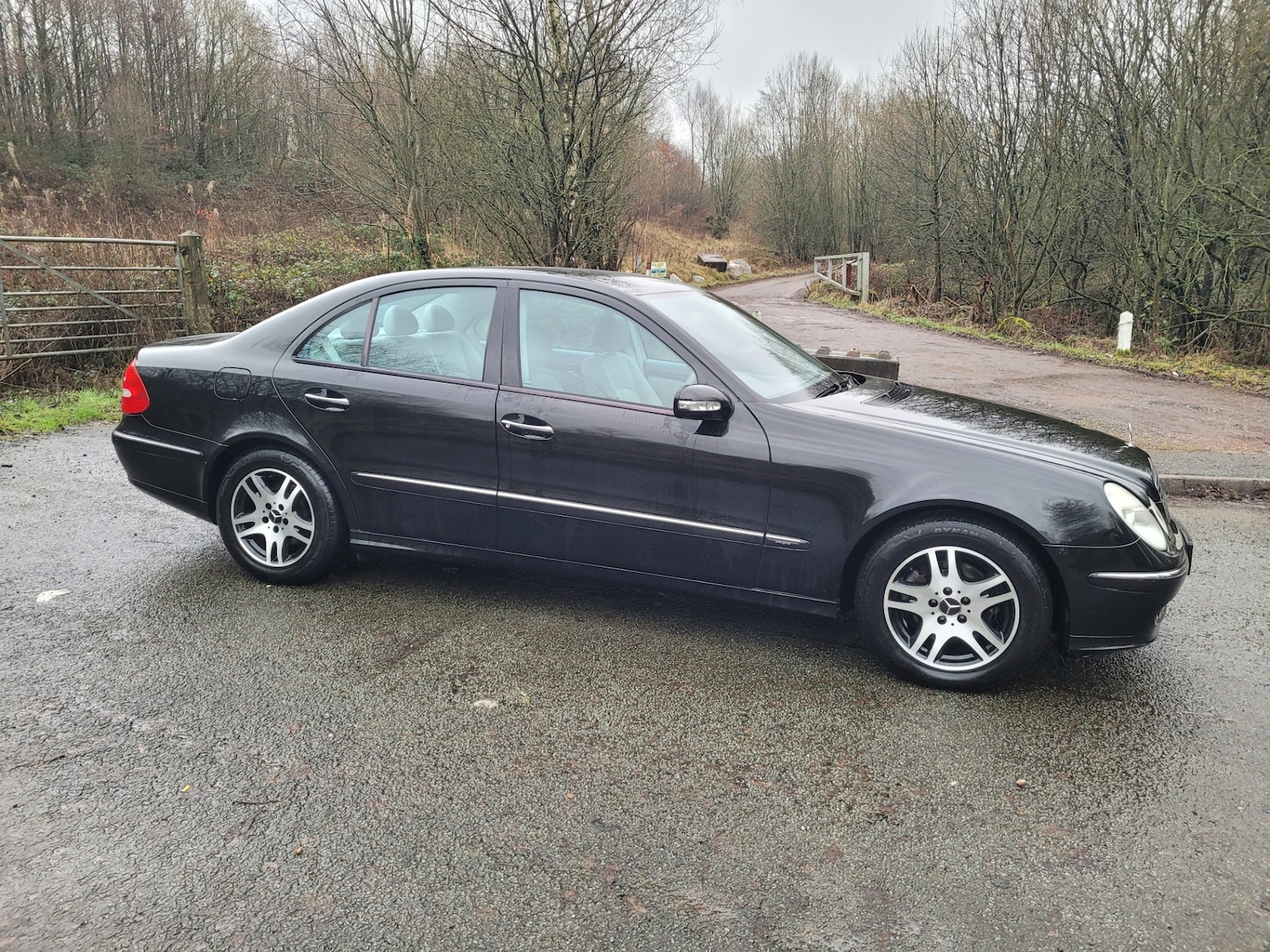 Used Mercedes-Benz E Class 2004 for sale - 77190326: Photo 6