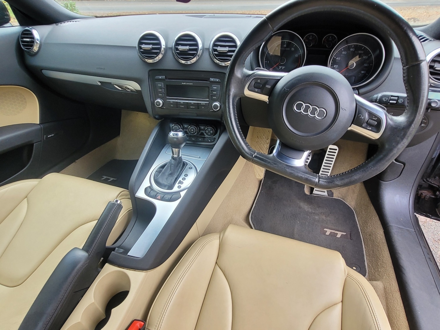 Used Audi TT 2010 for sale - 76454962: Photo 28