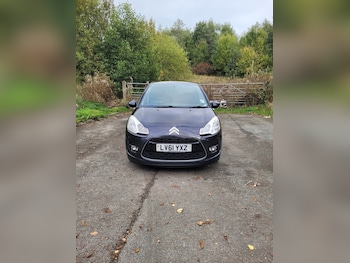 2012 (61) - 1.6 VTi 16V Exclusive 5dr Auto