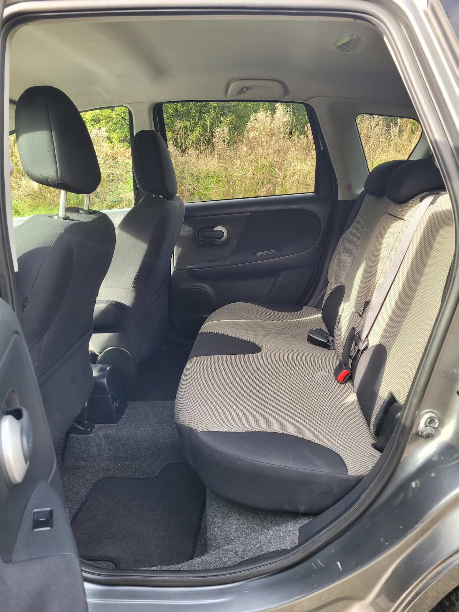 Used Nissan Note 2011 for sale - 76179051: Photo 15