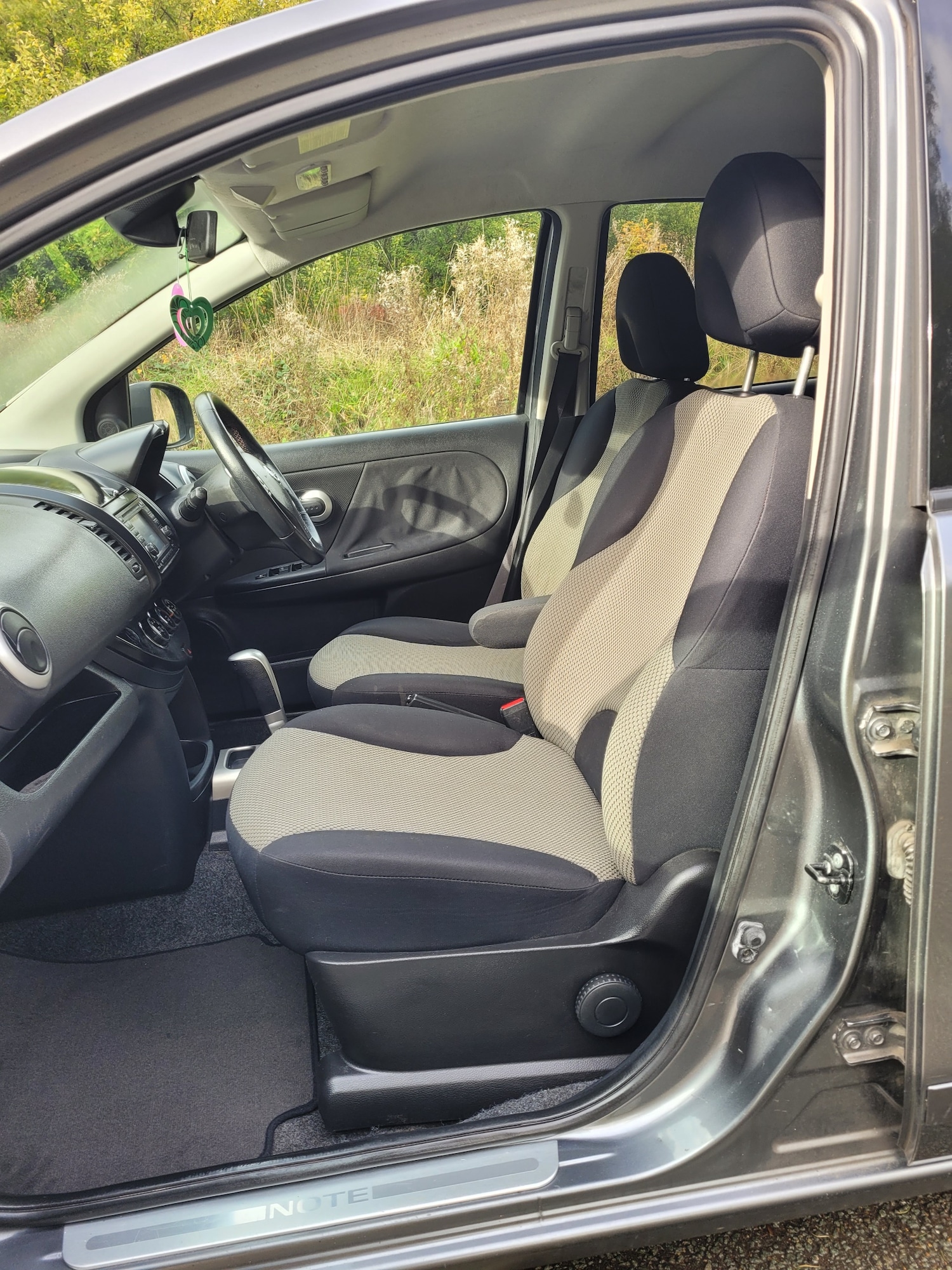 Used Nissan Note 2011 for sale - 76179051: Photo 16