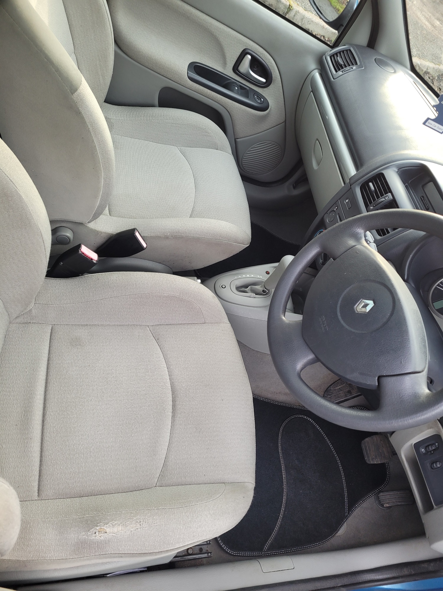 Used Renault Clio 2002 for sale - 77261434: Photo 23