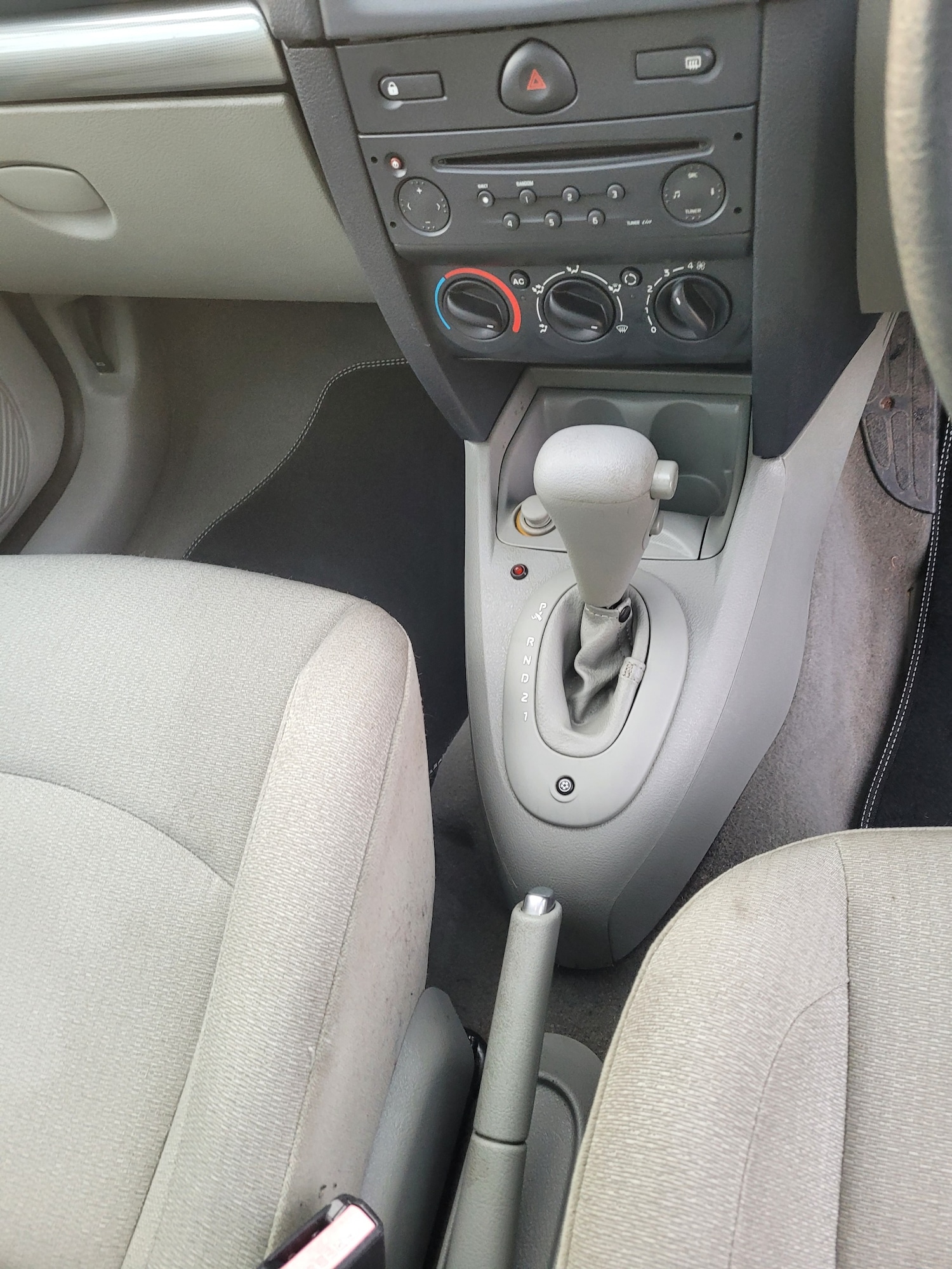 Used Renault Clio 2002 for sale - 77261434: Photo 24