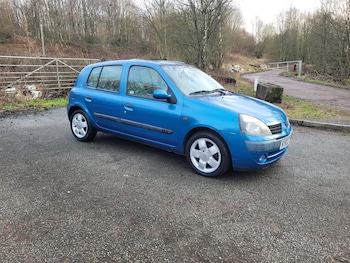 Used Renault Clio 2002 for sale - 77261434: Photo
