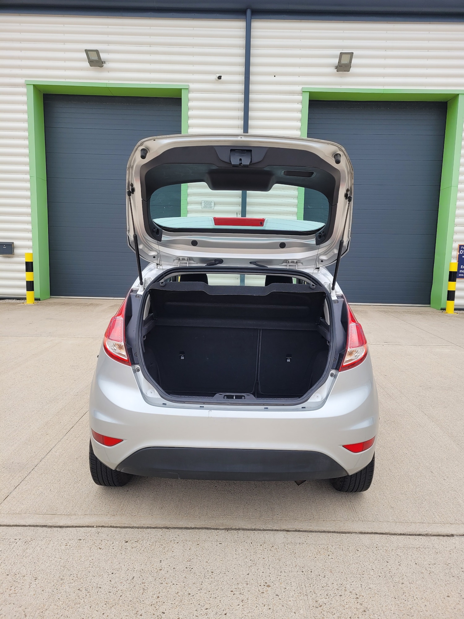 Used Ford Fiesta 2013 for sale - 75429624: Photo 10