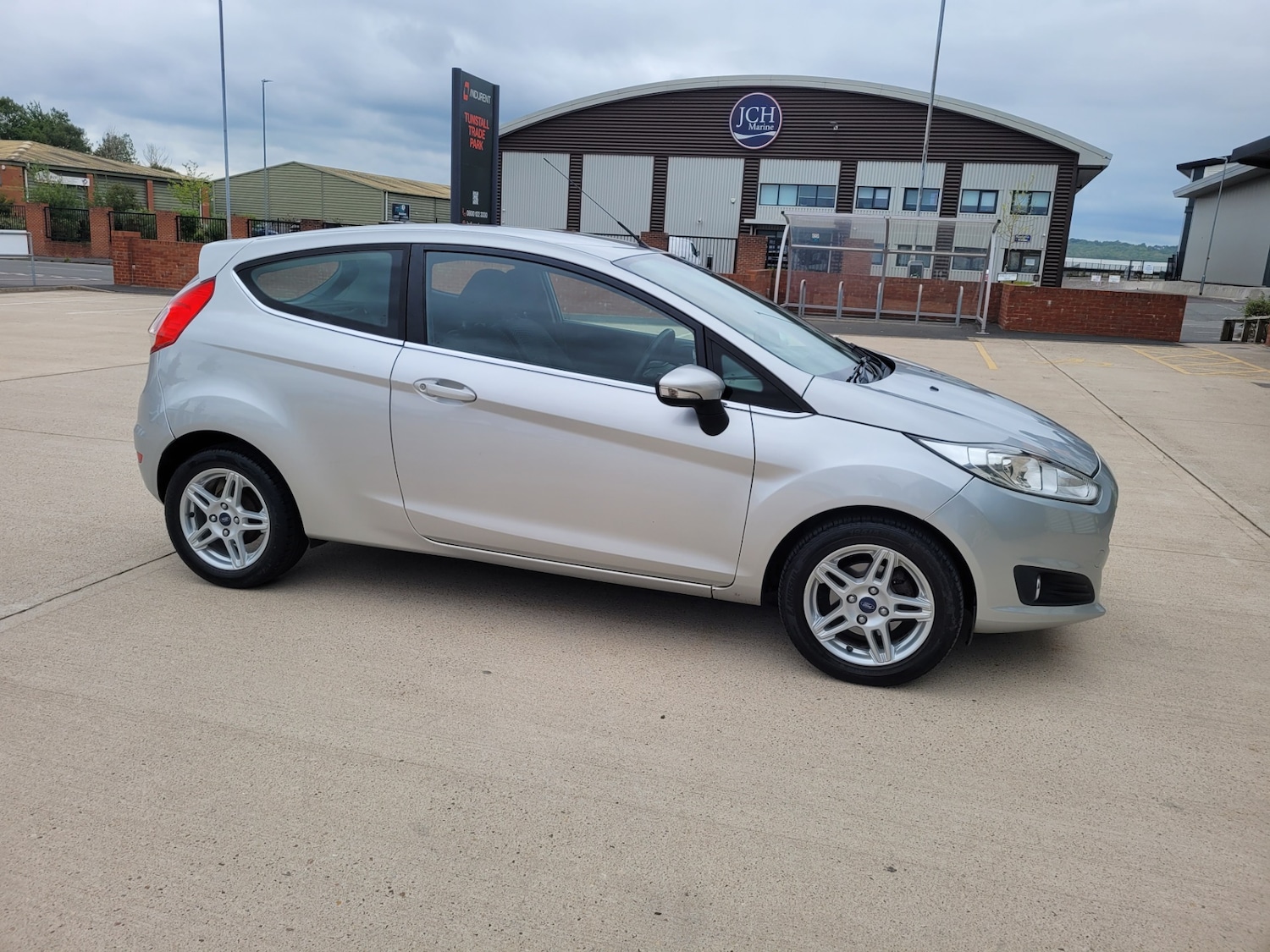 Used Ford Fiesta 2013 for sale - 75429624: Photo 5