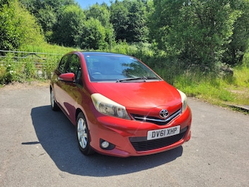 Used Toyota Yaris 2011 for sale - 79001756: Photo