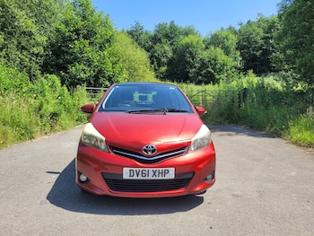 Used Toyota Yaris 2011 for sale - 79001756: Photo