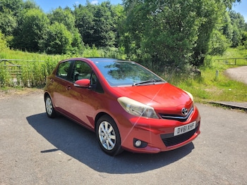 Used Toyota Yaris 2011 for sale - 79001756: Photo